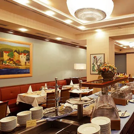 Best Western Premier Hotel Astoria