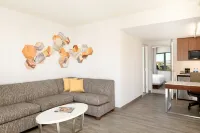 DoubleTree Suites by Hilton Phoenix