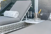 Luxusapartment mit Infinity-pool und Spektakulärem Meerblick