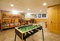 Stay on Kingdom Trails in a four bedroom cabin!