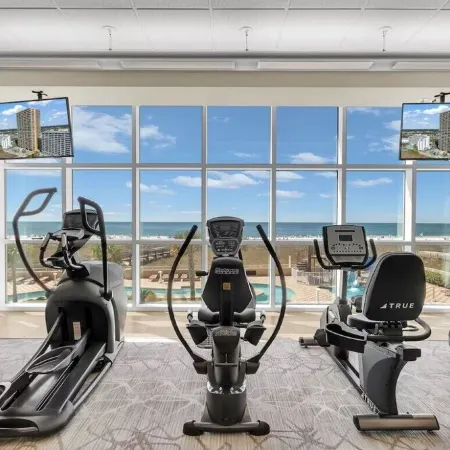Luxury 4BR Beachfront Corner Unit, Panoramic Gulf Views, Lazy River, Indoor Pool