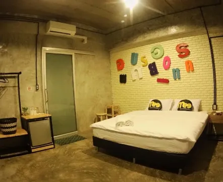 ห้องสแตนดาร์ด เตียงใหญ่ 1 เตียง