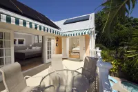 Secret Villa I @ Old Town with Private Pool, close to Duval!