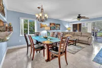Comfy Condo at Jupiter Bay Resort, with easy beach access