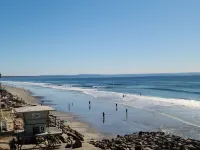Oceanfront Designer Condo - Private Beach, Unobstructed Views, AC