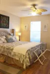 Beachside Condo - Family Friendly & just a short block away from the ocean.