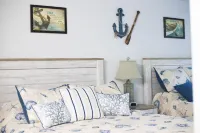 NO STAIRS!  AMAZING LAKE VIEW!  Just two miles from Silver Dollar City!