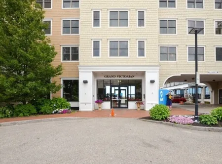 Grand Victorian on the Beach, Summer Отели рядом со станцией Cumberland Amtrak Station