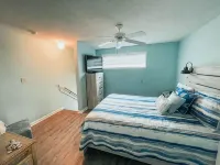 Gulf View Sugar Beach Condo - 1Br with Loft - Beachfront Pools - Sleeps 4