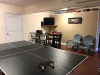 5 Bedroom, 4-1/2 Bath house sleeps 15. Beach access gated community in Surfside!