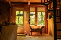 Cozy mountain cabin bordering national forest - Chalets