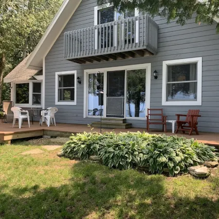 Waterfront vacation home on Garrett Bay with private dock (summer season)