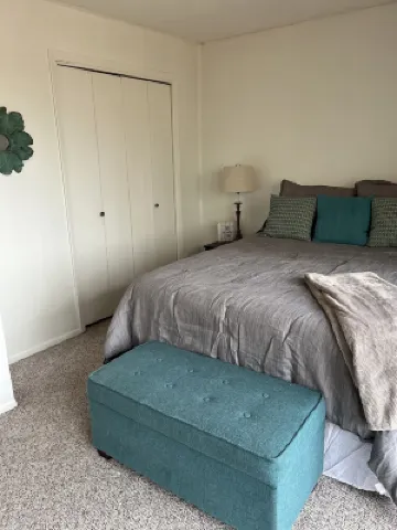 Kid Friendly Condo Across From Cool Pool