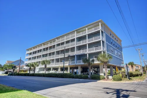 Tropical Paradise!! New Summer Discounts!!!