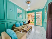 Villa Daveya Hotels in Purwokerto
