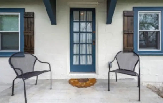 Quiet cottage near the heart of Downtown Franklin, TN