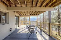 Mountain View Home • Hot Tub, Game Room, Fire Pit, Pizza Oven