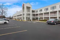 エコノ ロッジ ウィローブルック - 駐車場