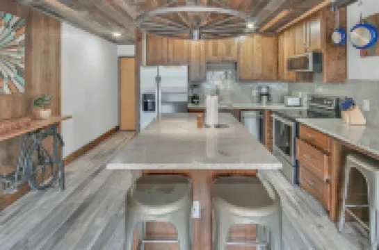 Stylish studio in the heart of downtown Winter Park and minutes from ski resort