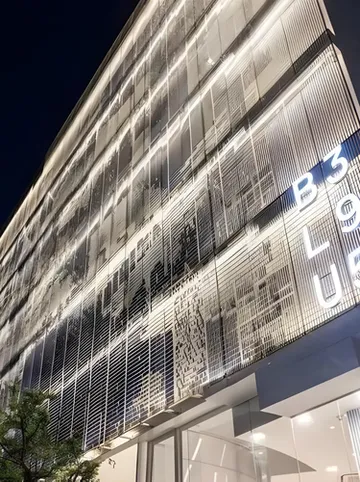 รูปภาพของบลู 395