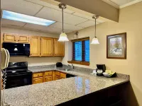 Attitash First Floor Studio Sleeps 4