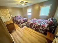 New 3 bedroom 2bath cabin on Sullivan lake 모리슨 카운티 호텔