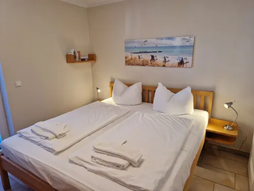 Holiday beachcomber, 50 m beach, beach chair, free Wi-Fi, 2 south-west-facing balconies