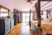 Luxury 5BR designer home w/ private pool, newly renovated in Aug23 The Legend at Arrowhead 주변 호텔