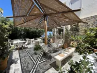 Speires Suites Hôtels à : Skhoinoussa