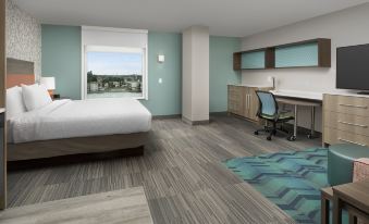 Home2 Suites by Hilton Miami Airport South Blue Lagoon