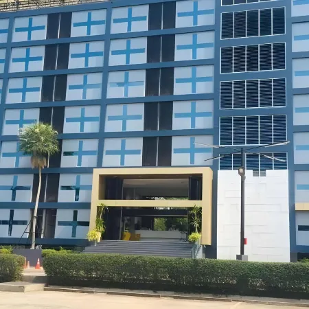 A+ Hotel