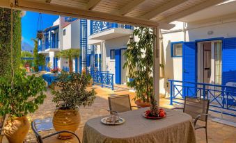 BBQ, Balcony, 42Mbps, King, Backyard, Full Kitchen-1