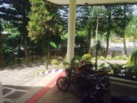 Sinar Express Villa Hotel dekat Bumi Perkemahan Air Terjun Dlundung