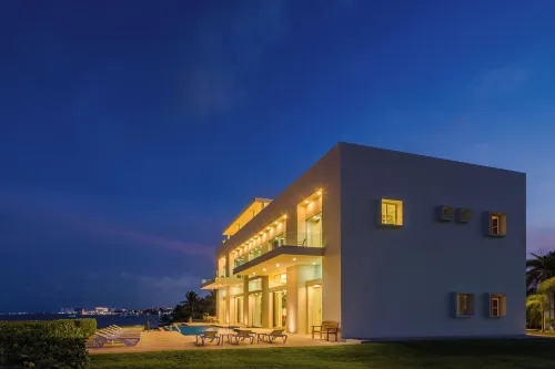 Villa Punta Sam Cancun Beachfront Luxury - maisons de vacances