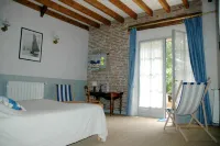 Chambres d'Hôtes les Douves Hotels in Saint-Thomas