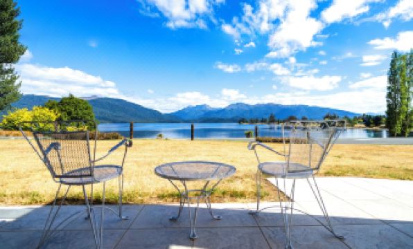 Marakura Deluxe Motel