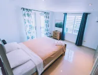 Placid Suites Hôtels à : Condado