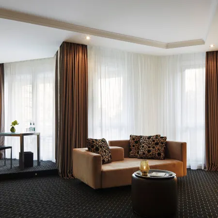 Boston Hotel HH