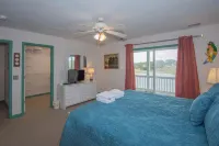 367 Ocean Point Dr Hotels in Fripp Island