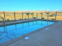 Scenic View Inn & Suites Moab - Family