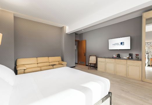 CH 호텔 크리스탈로 객실