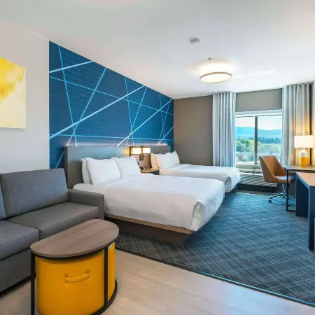 Comfort Suites