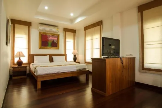 ห้องซูพีเรียร์ เตียงใหญ่ 1 เตียง