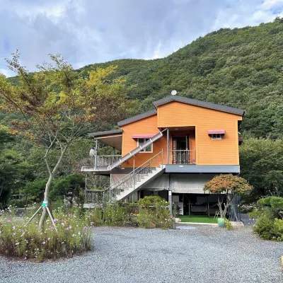 MAUMAEGOHYANG Hotels near Seoknamsa Temple