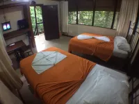 Rana Roja Lodge