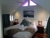 Ruby's Queenscliff Hotels in Portsea