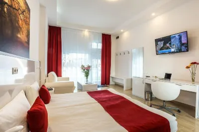 Complex Europe Hotels in 