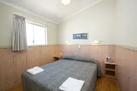 Birubi Beach Holiday Park Hotels near Stockton Sand Dunes