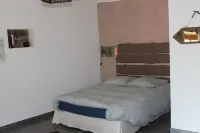 Le Bouchon de Campagne Hôtels à : Saint-Pierreville