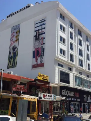 구츠카르 세린 호텔 Serik tahtakalespot Tuesday Market Branch 주변 호텔